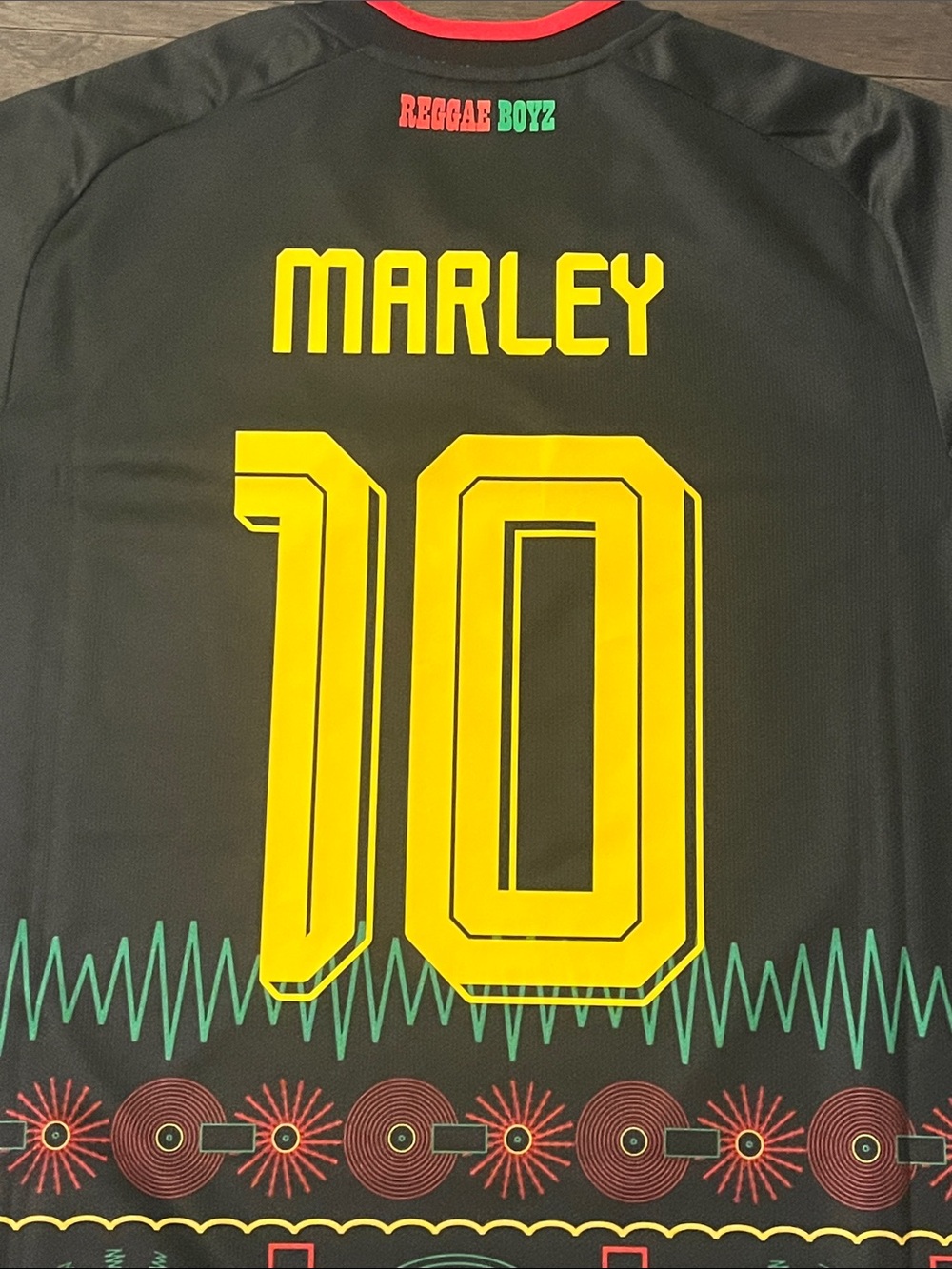 Adidas Jamaica Football is Freedom Bob Marley Reggae Boyz Soccer Jersey Men’s L - Picture 6 of 13